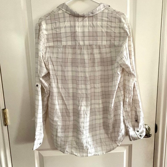 3/$15 Eliot 100% Cotton Windowpane Grid Button Down Blouse in White/Grey - Picture 4 of 7